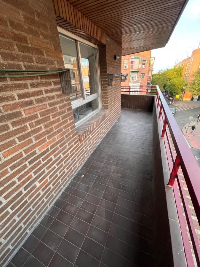 Mars Suites Alondra - Madrid — Fotos 3